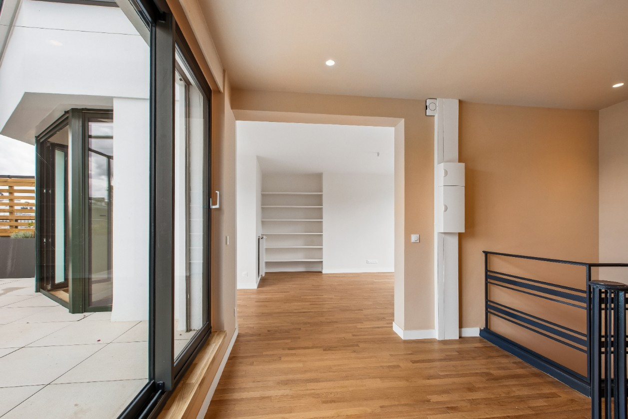 
                                                Vente
                                                 2P Rénové - Quartier Champs-Elysées - Paris 8