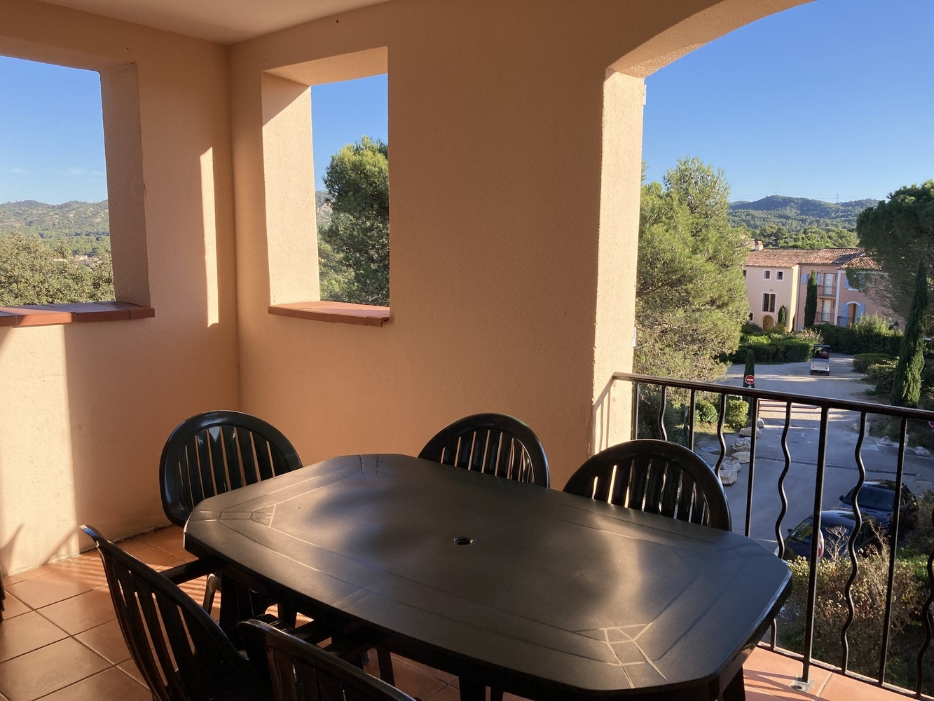 
                                                Vente
                                                 3/4 pièces avec terrasse de 10 m² et pkg