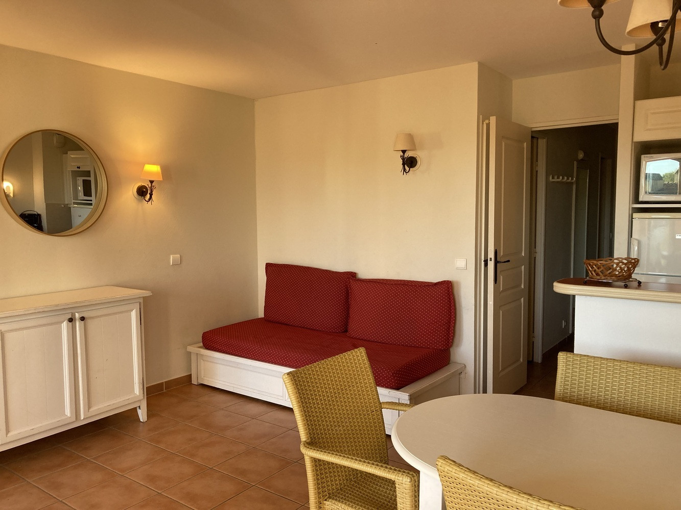 
                                                Vente
                                                 3/4 pièces avec terrasse de 10 m² et pkg