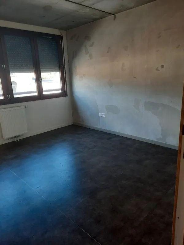 
                                                Location
                                                 3/4P 100m² proche Galin, chauffage inclus