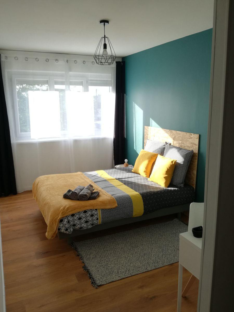 
                                                Colocation
                                                 3 ch. Dispo - Grand appart traversant en coloc