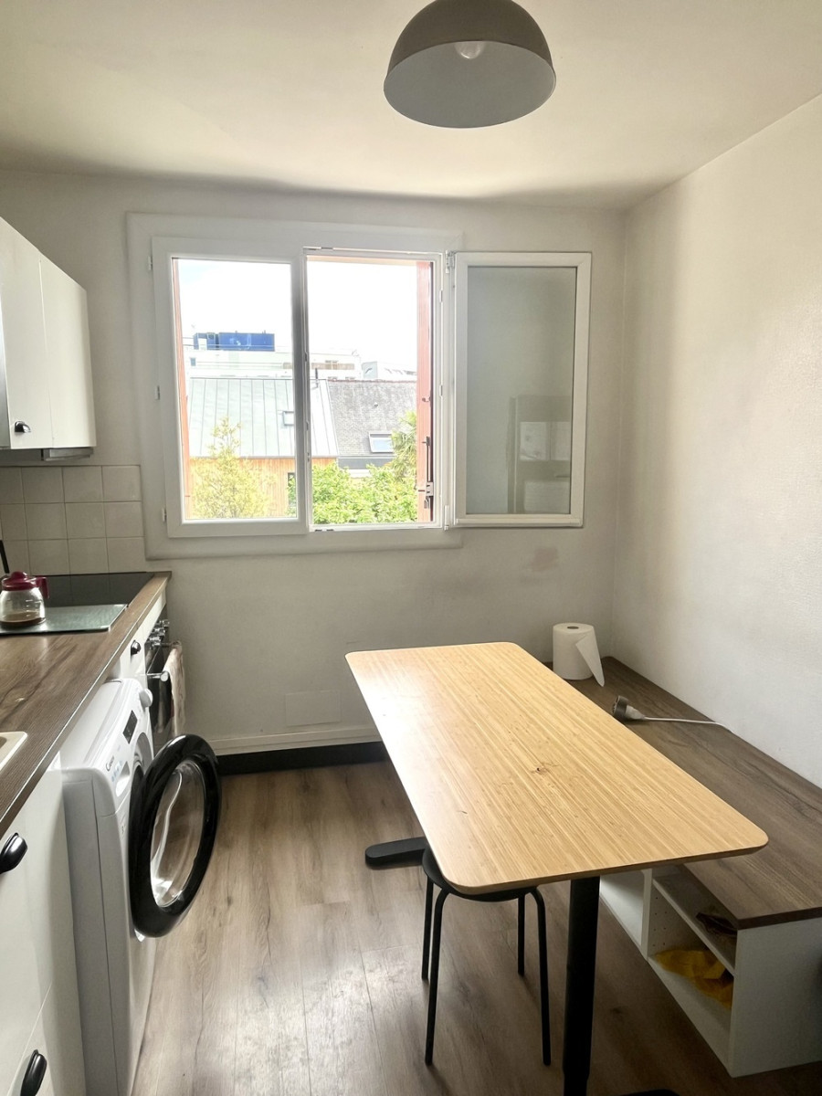 
                                                Colocation
                                                 2 chambres colocation en centre ville Rennes