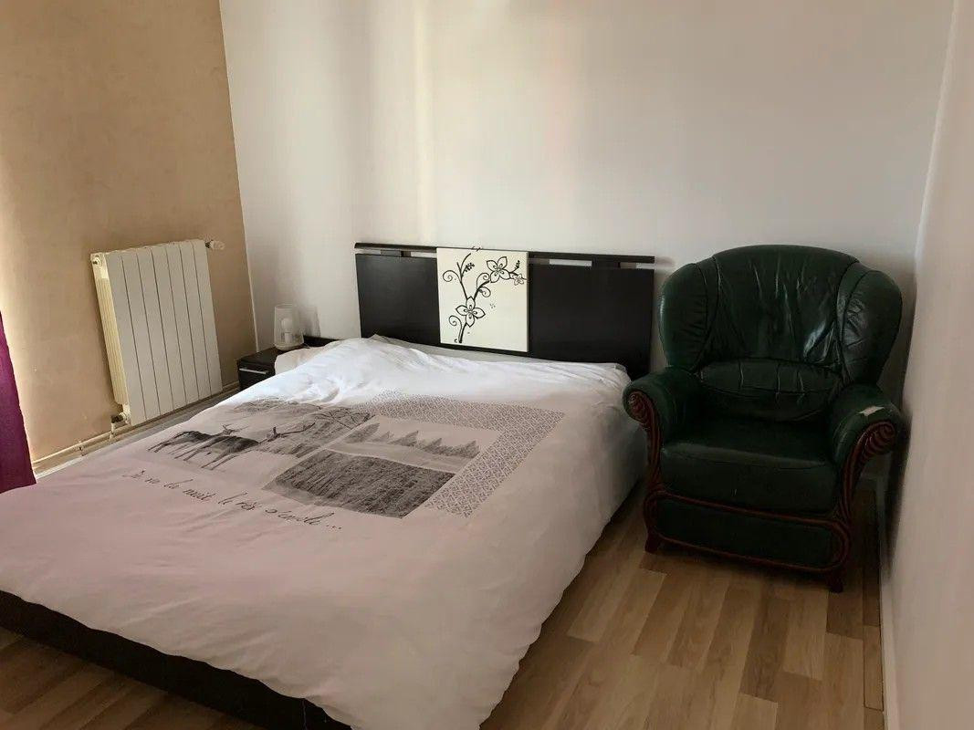 
                                                Colocation
                                                 3 chambres dans beau f5 meublé 102m²