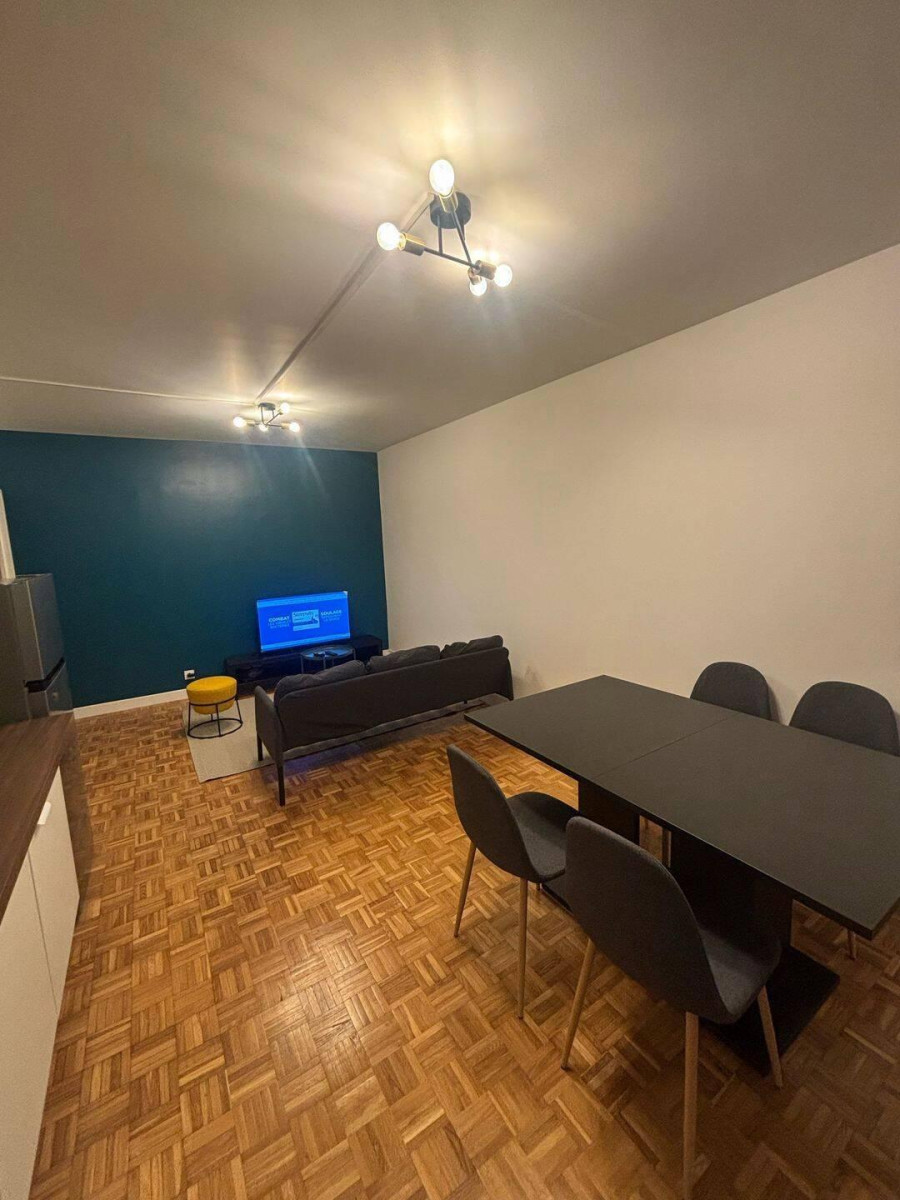 
                                                Colocation
                                                 3 Chambres dans une colocation 70m² – Proche Gare