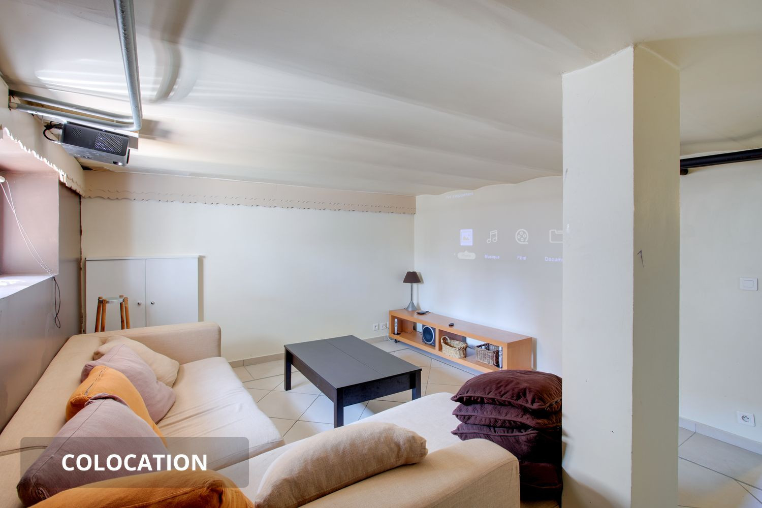 
                                                Colocation
                                                 3 chambres disponibles en colocation