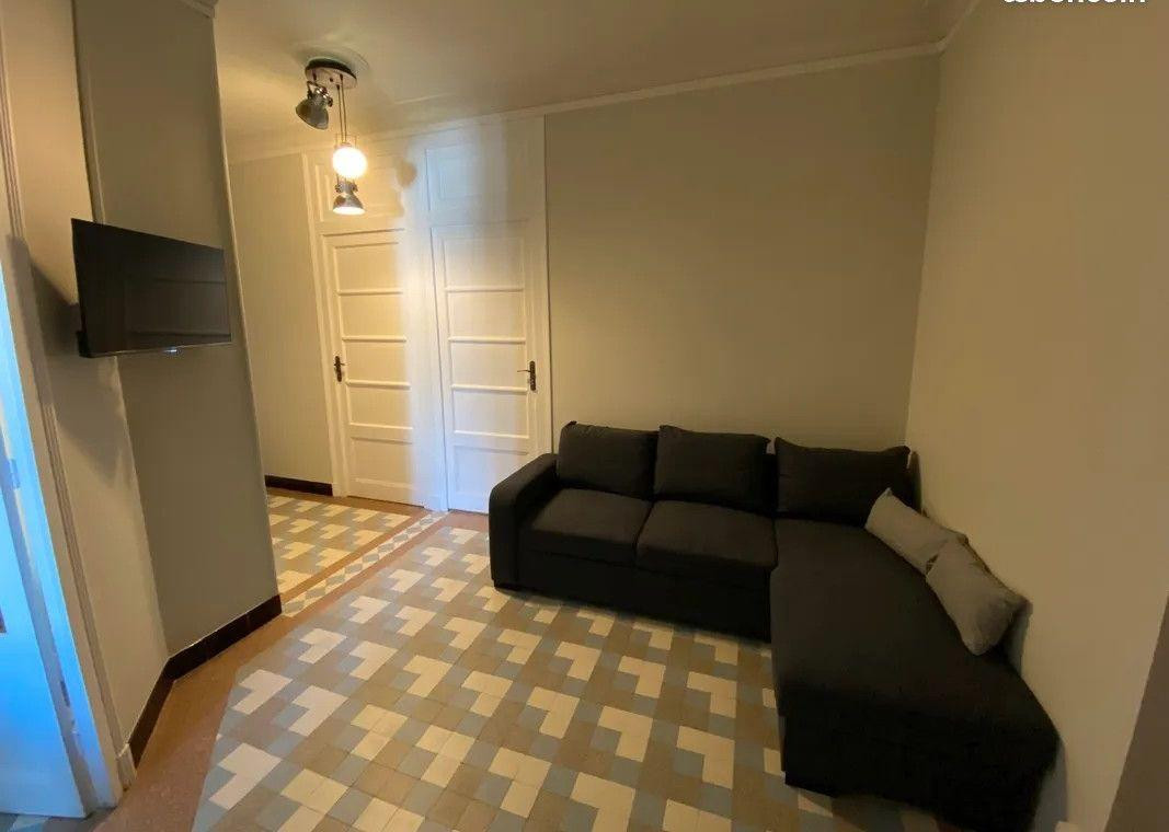 
                                                Colocation
                                                 3 chambres dispos dans grande coloc 95m² île verte