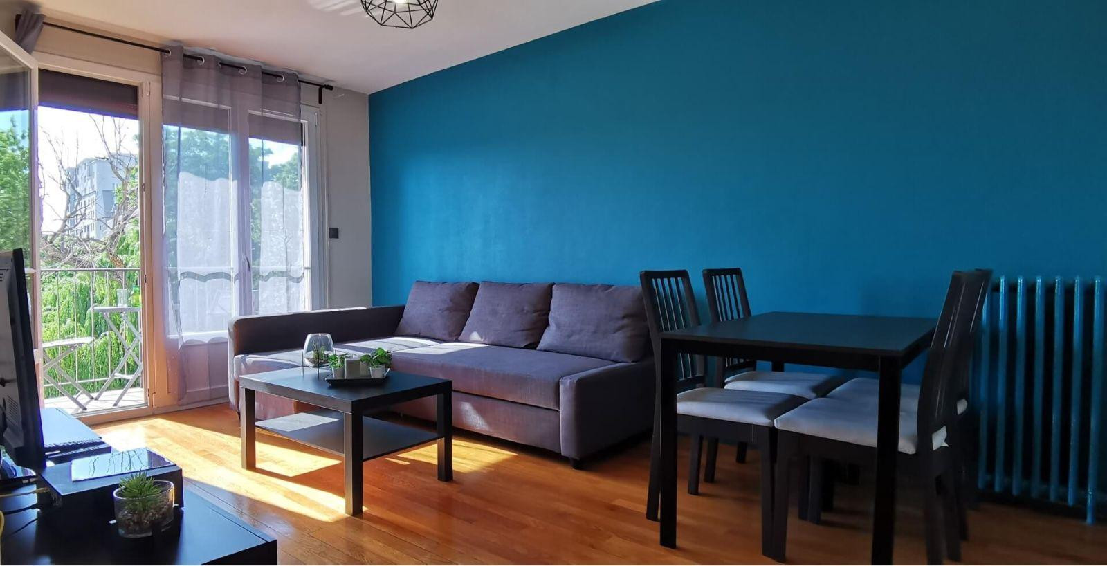 
                                                Colocation
                                                 3 chambres en coloc dans bel appartement 65 m²