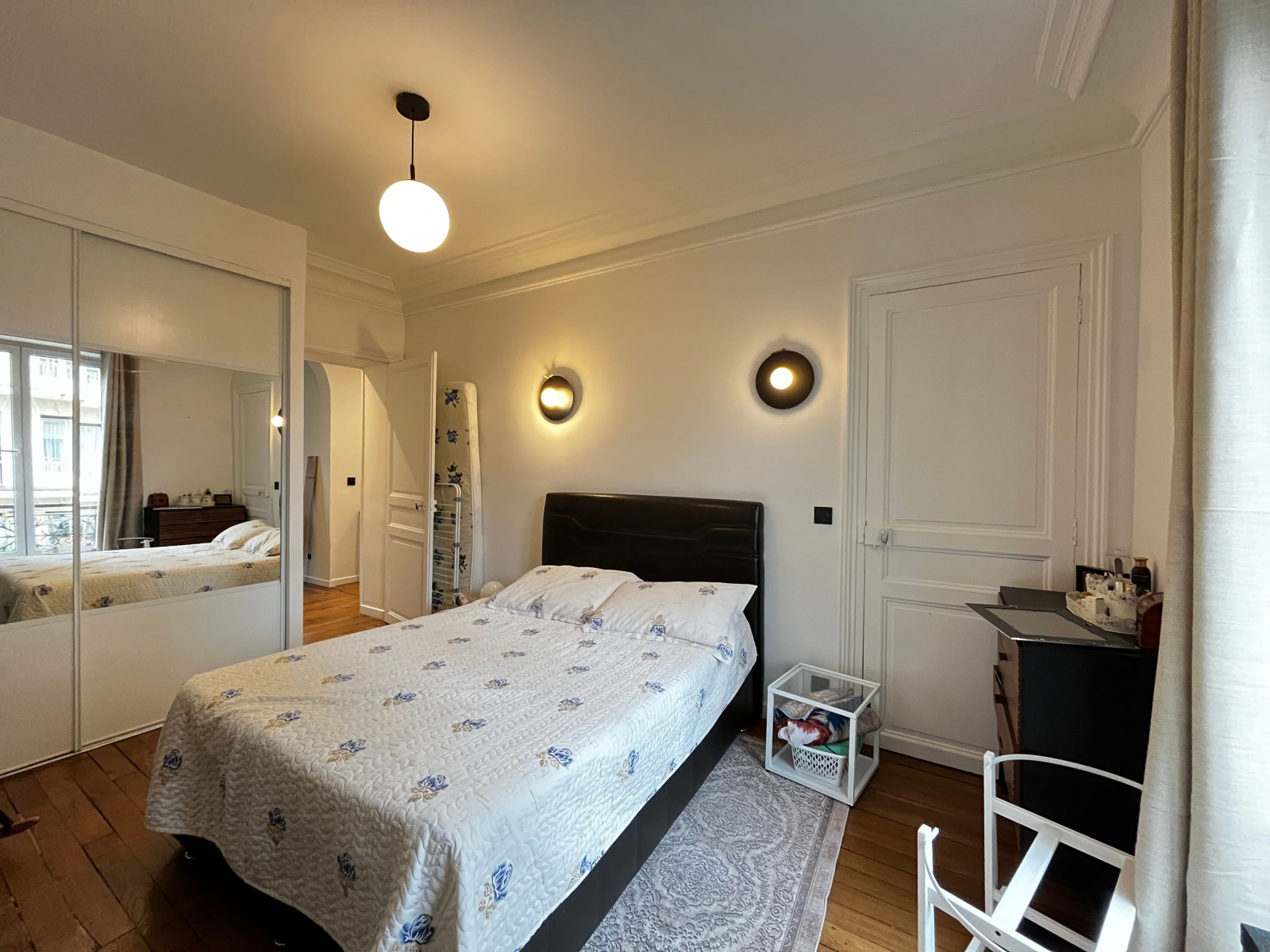 
                                                Location
                                                 3 P TRAVERSANT - BAIGNÉ DE LUMIERE (loyer tout inclus)