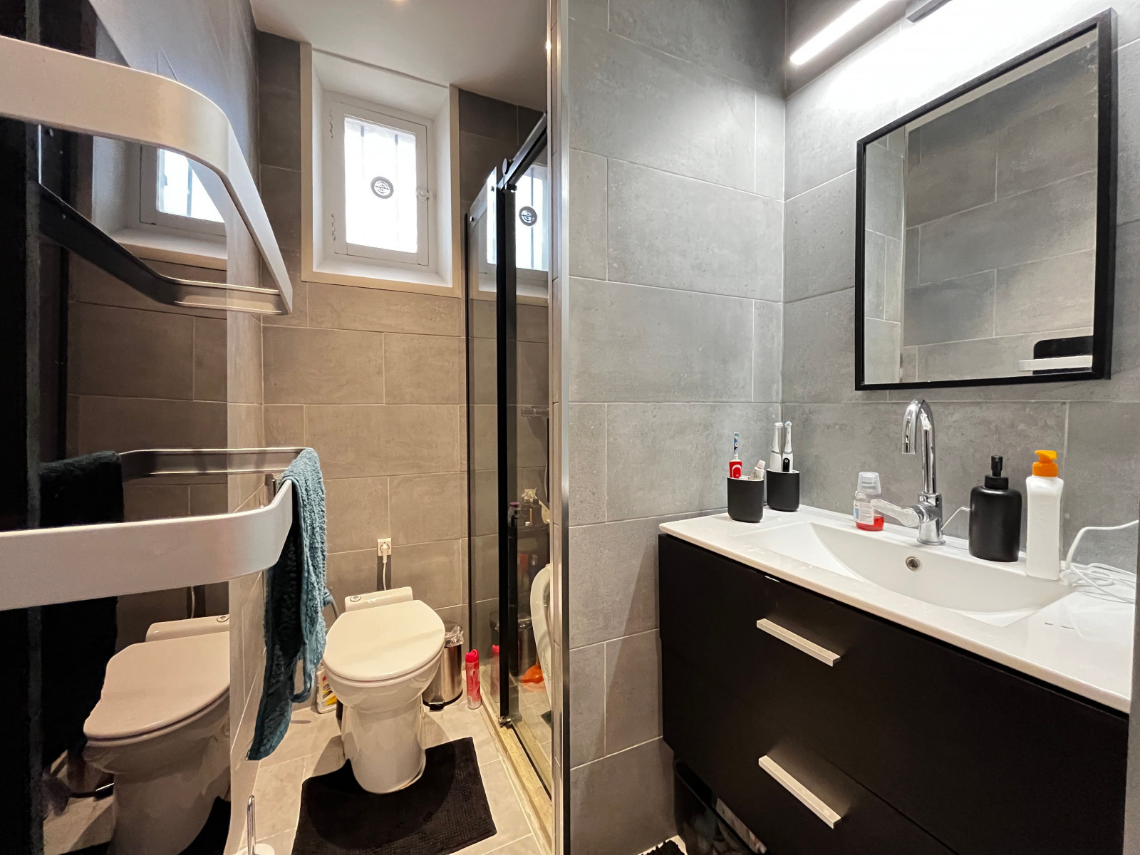 
                                                Location
                                                 3 P TRAVERSANT - BAIGNÉ DE LUMIERE (loyer tout inclus)