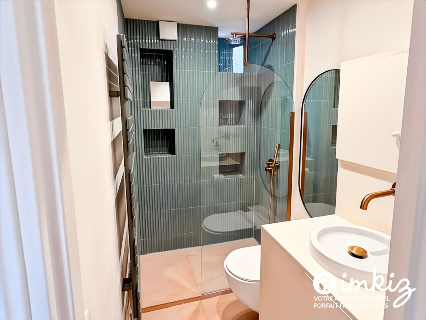 
                                                Vente
                                                 3 pièces 52m² rénové par architecte - Nation