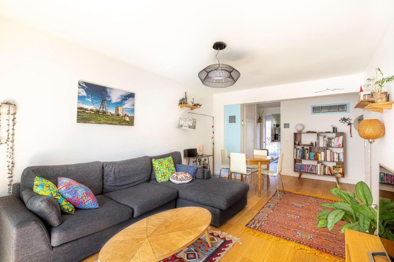 
                                                Location
                                                 3 pièces 65 m2 - Grand appartement cosy 18eme