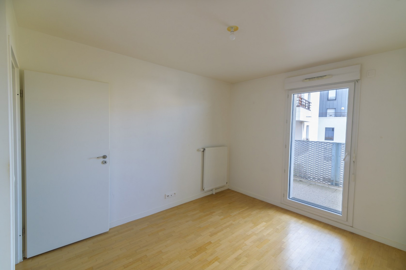 
                                                Vente
                                                 3 pièces