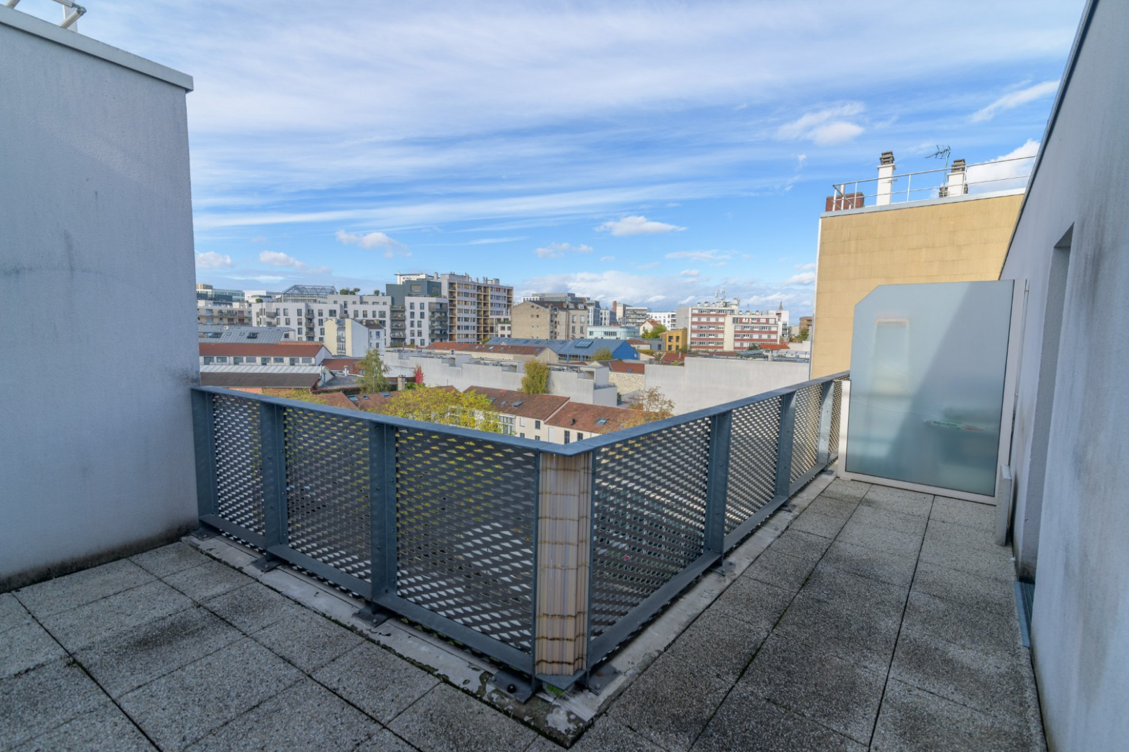 
                                                Vente
                                                 3 pièces