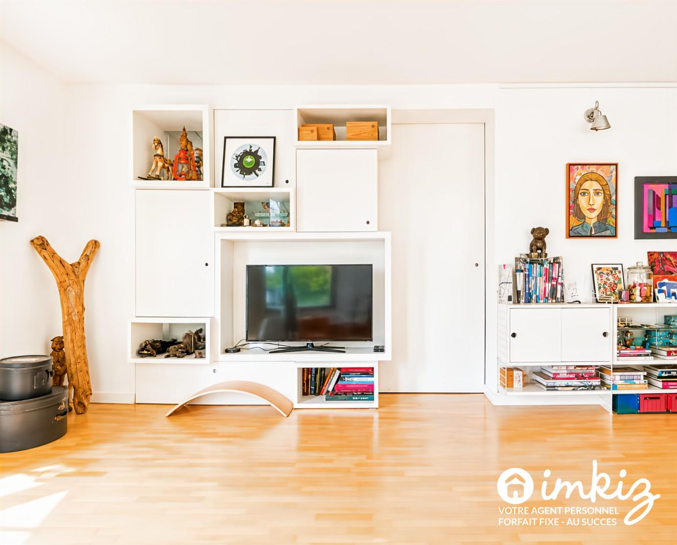 
                                                Vente
                                                 3 pièces avec  terrasse parking ascenseur 17e