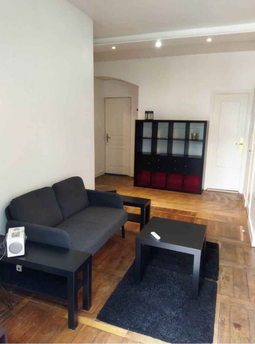 
                                                Location
                                                 3 pièces centre-ville disponible 25 mai