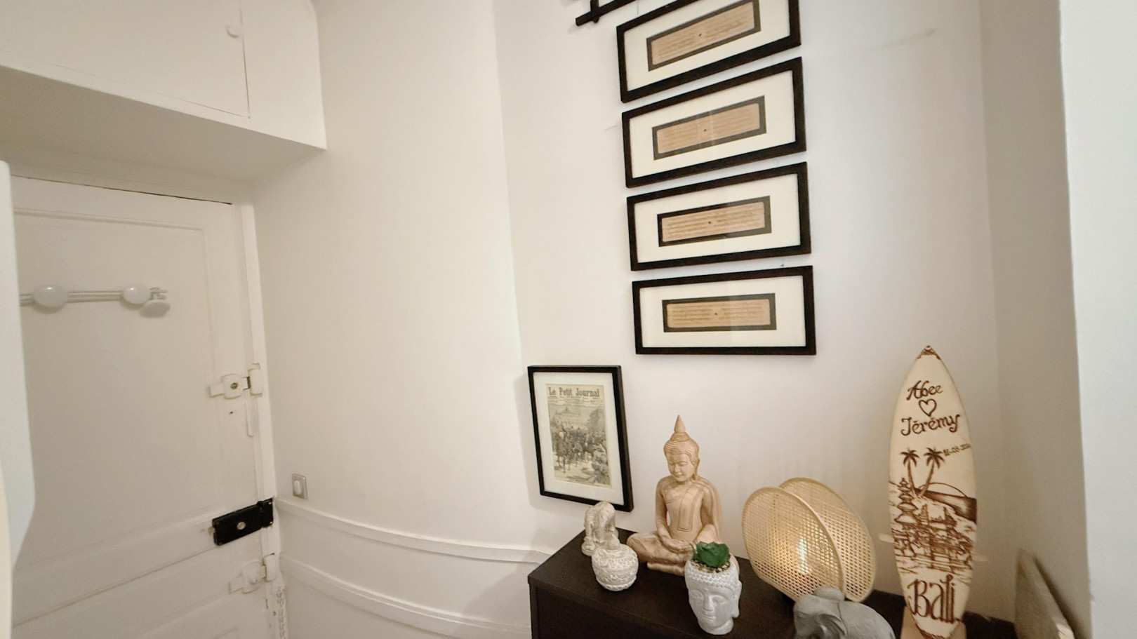 
                                                Vente
                                                 3 pièces de 43m2, Paris 17ème, aucun travaux a prévoir