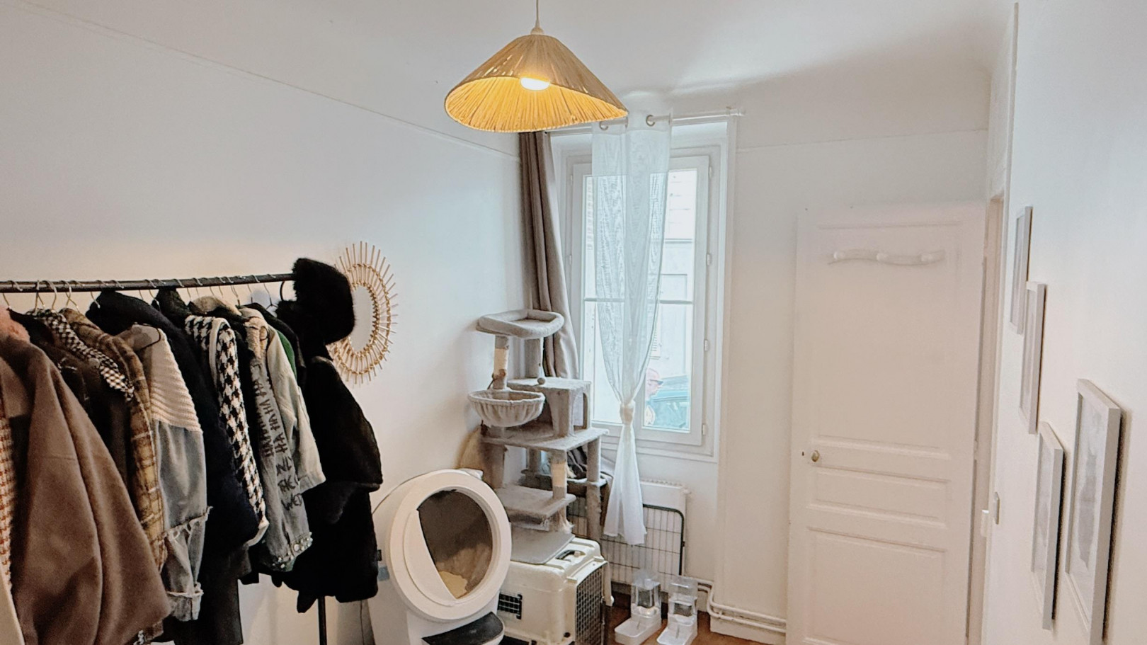 
                                                Vente
                                                 3 pièces de 43m2, Paris 17ème, aucun travaux a prévoir