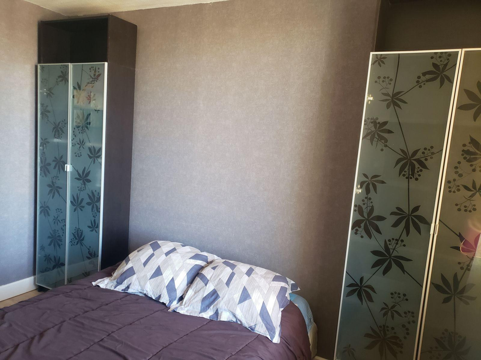 
                                                Location
                                                 3 pièces de 56m2+, très bien situé