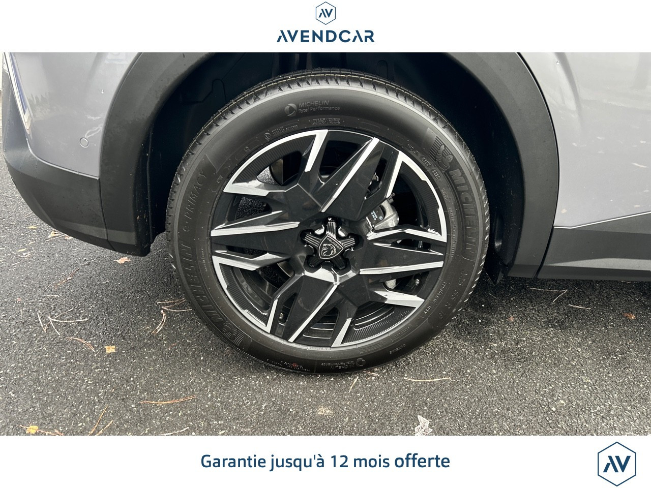 
                                                Voiture
                                                 3008 GENERATION-III 1.2 145 MHEV HYBRID GT  E-DCS6 BVA