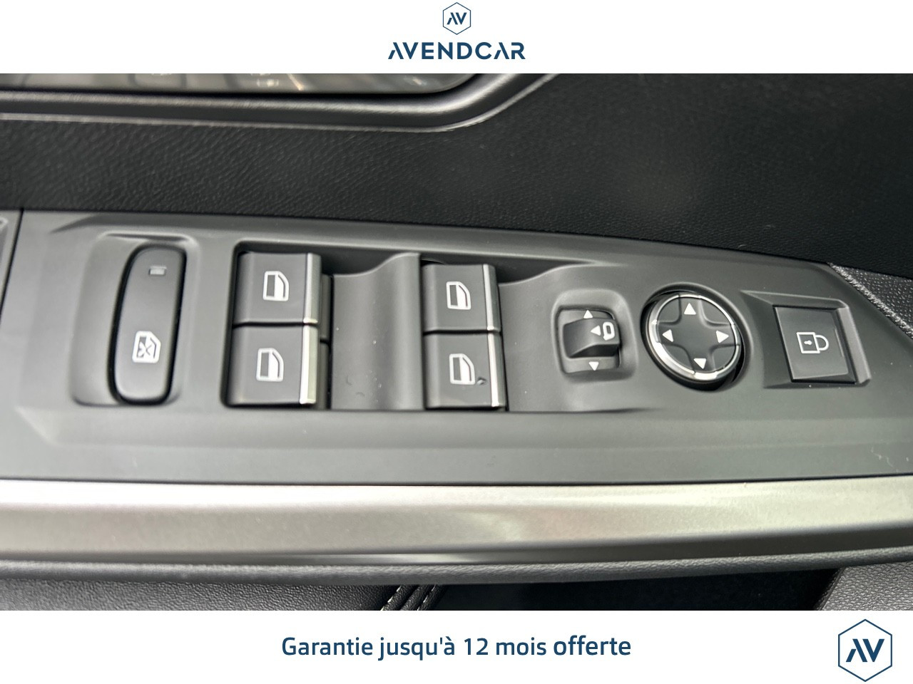 
                                                Voiture
                                                 3008 GT 145 HYBRIDE DCS6 BVA