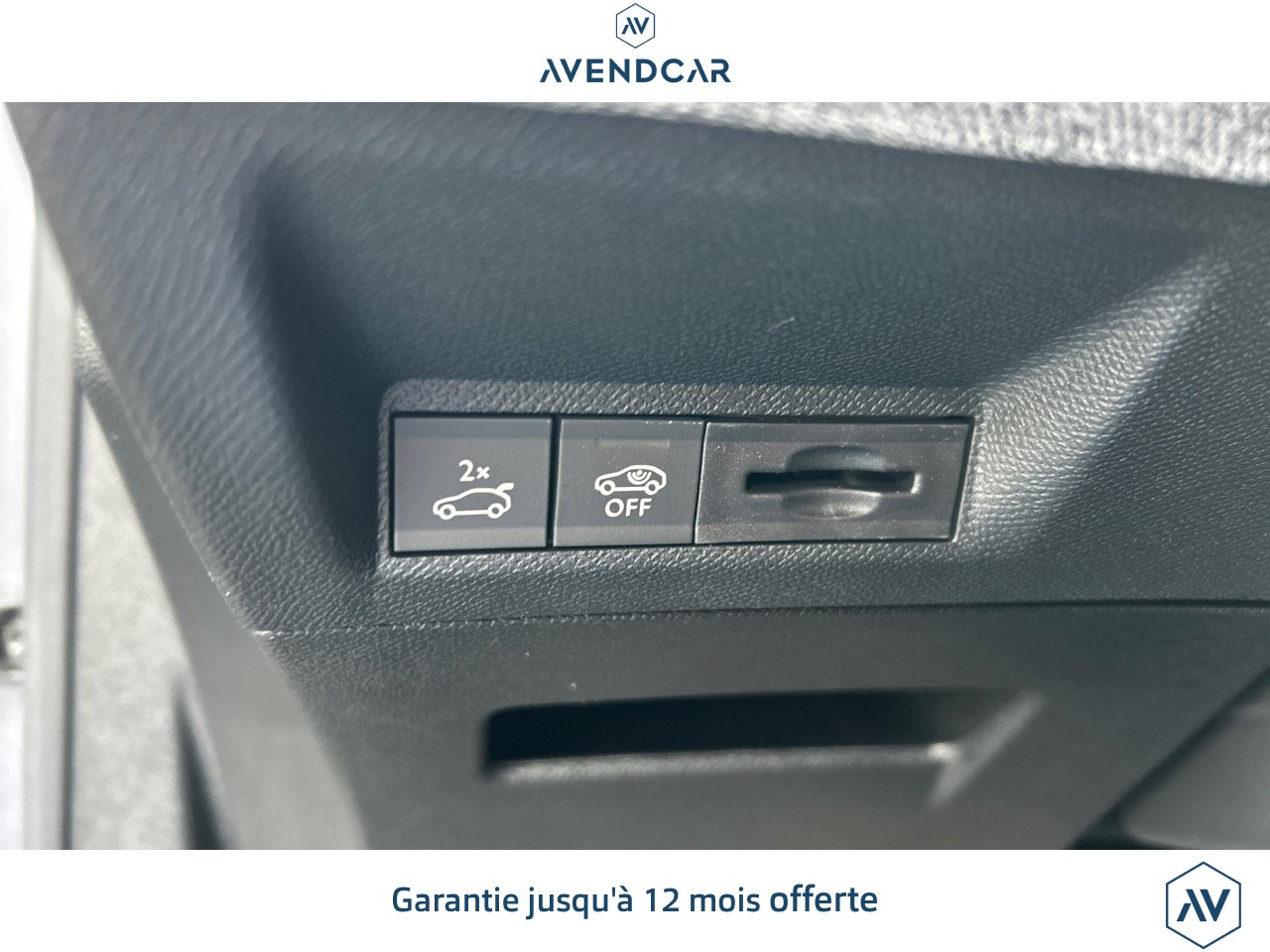 
                                                Voiture
                                                 3008 GT 145 HYBRIDE DCS6 BVA