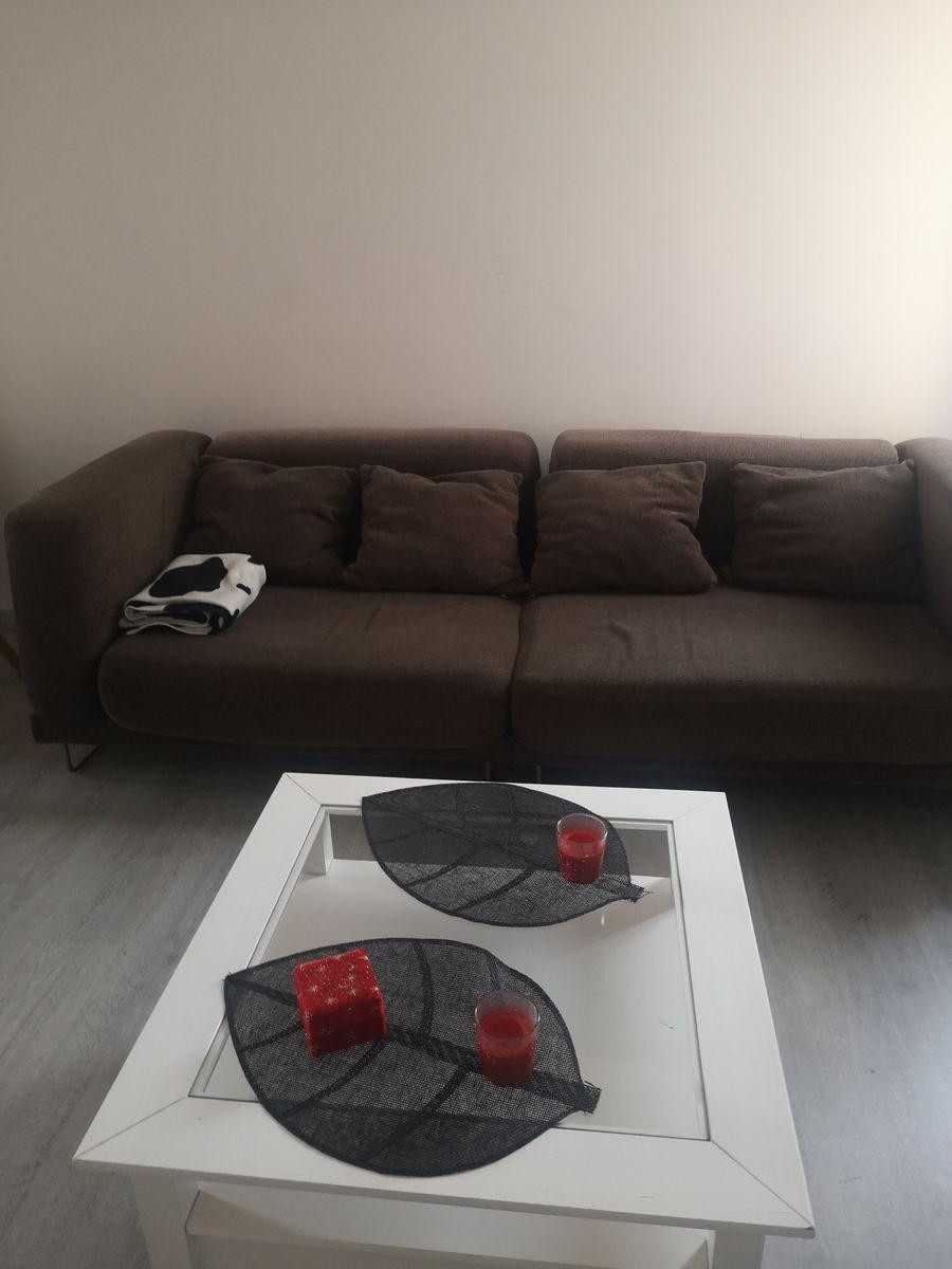 
                                                Location
                                                 34 m2 cosy calme eau froide comprise dans le loyer