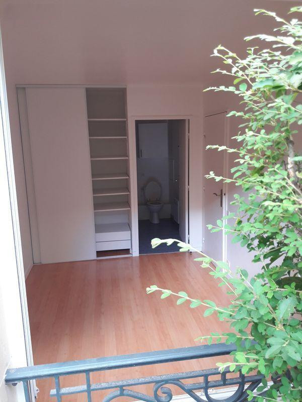 
                                                Location
                                                 38m2 + parking dans résidence de standing