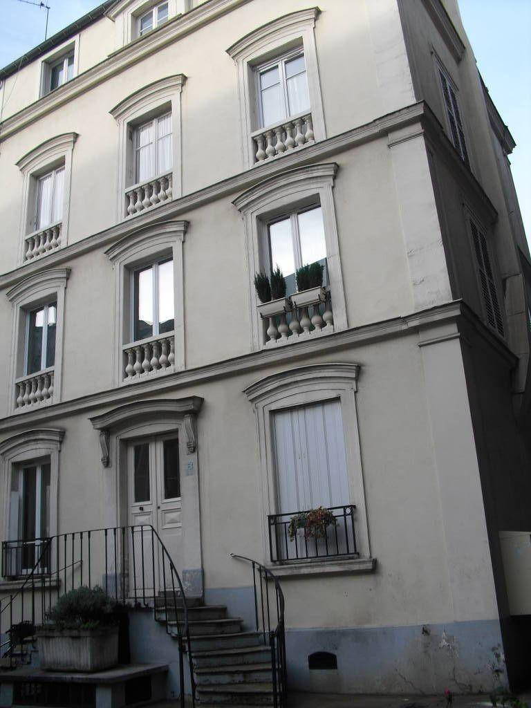 
                                                Location
                                                 3P 35M2 COMME UNE MAISON
