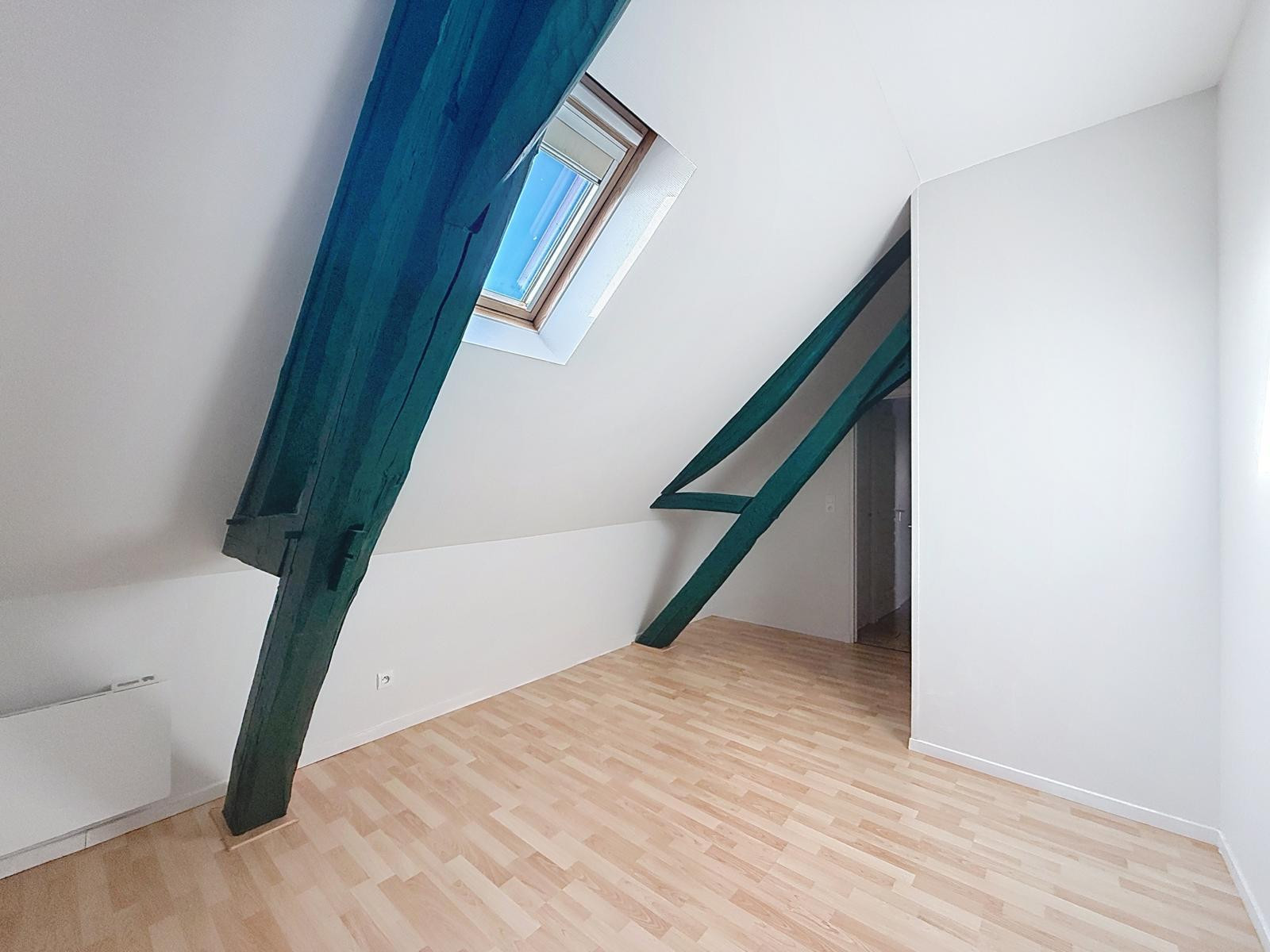 
                                                Location
                                                 3P 50m² Situation géographique idéale