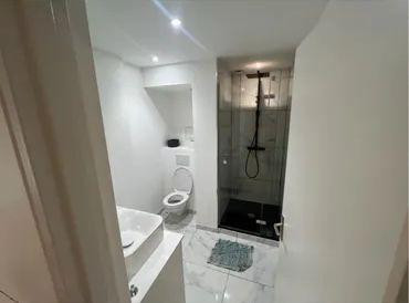 
                                                Location
                                                 3P meublé 40m2, entièrement rénové, RDC à Nantes