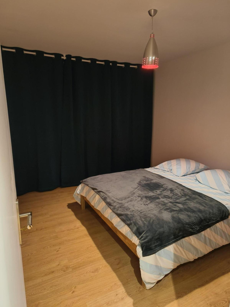 
                                                Location
                                                 3P meublé refait à neuf de 57 m² à Argenteuil