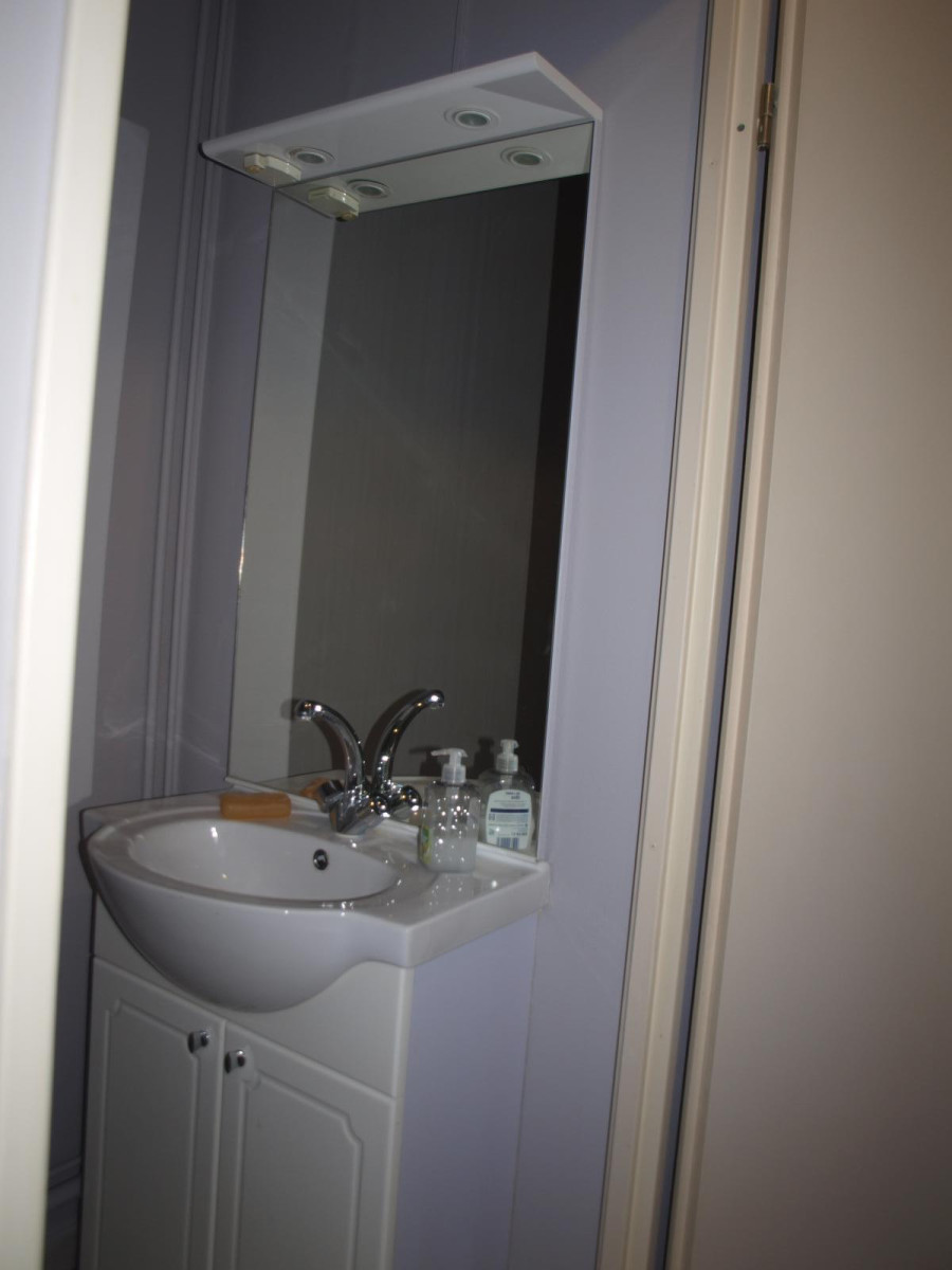 
                                                Location
                                                 3Pieces 66M2 à 4 min à pieds RER A Bry sur Marne