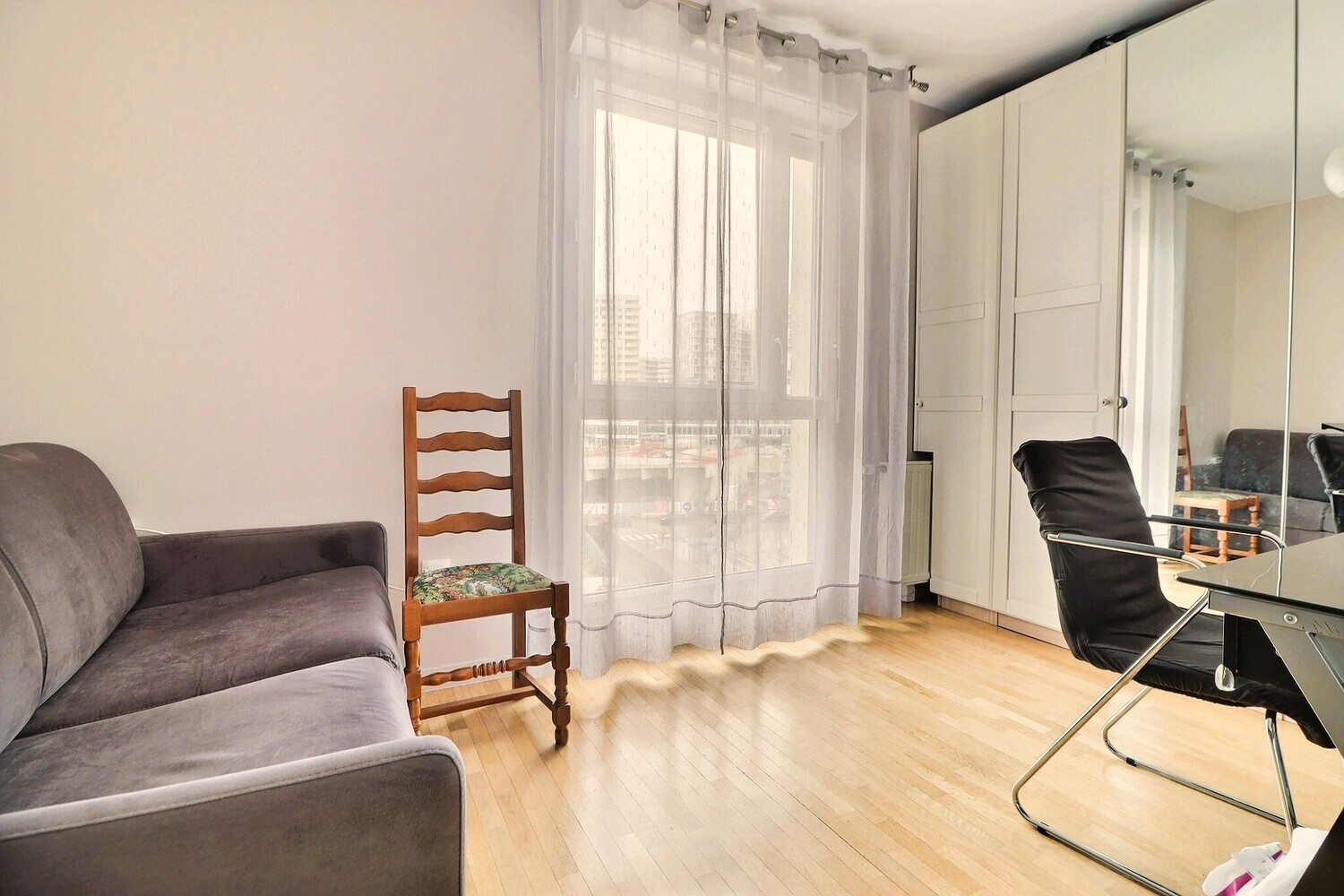 
                                                Vente
                                                 4/5 Pièces Bagneux Lucie Aubrac