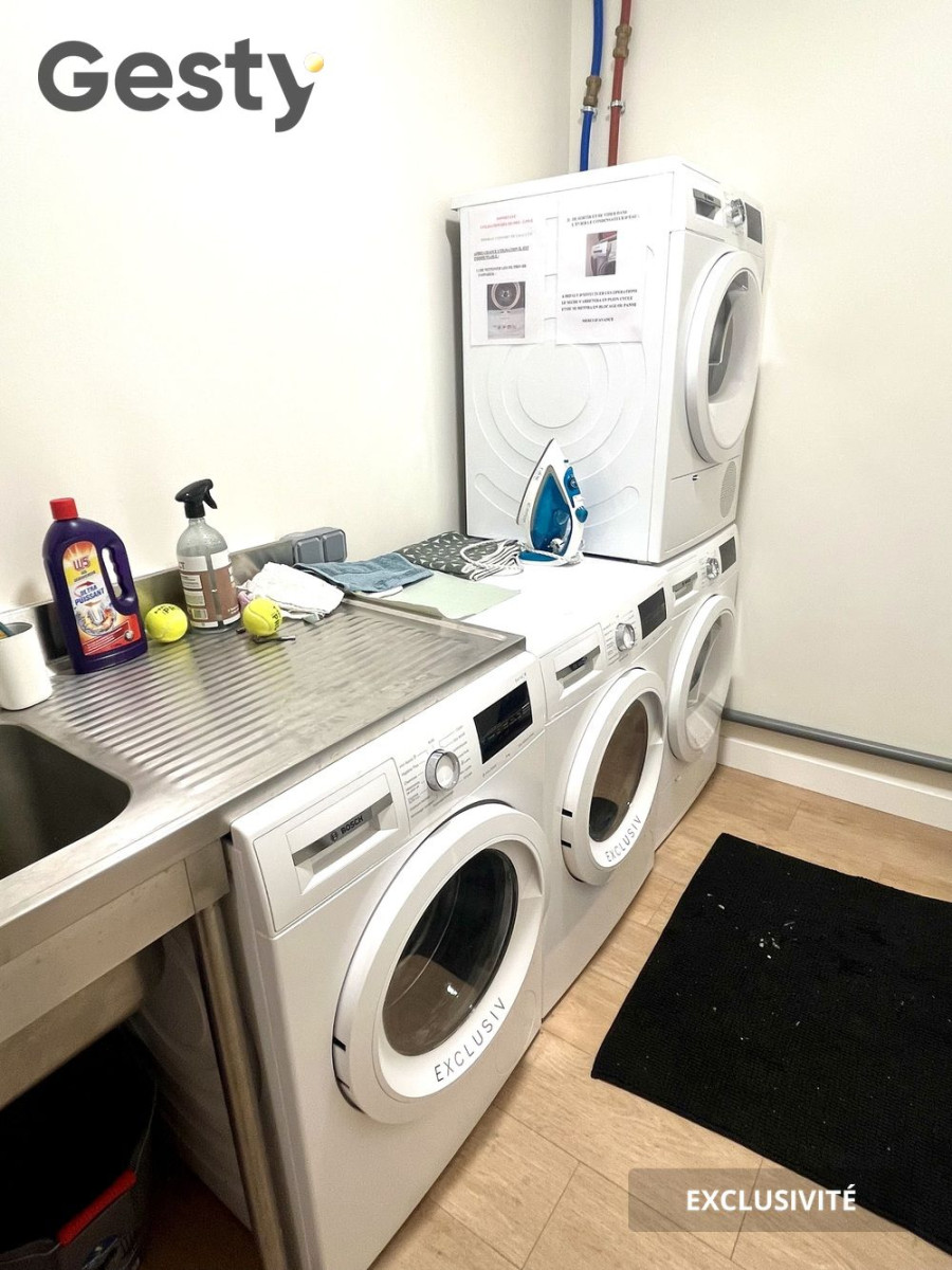 
                                                Colocation
                                                 3 ch avec sdb privée, coliving Rennes centre