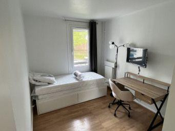 
                                                Colocation
                                                 4 chambres dispo dans coloc 70m² toute équipée