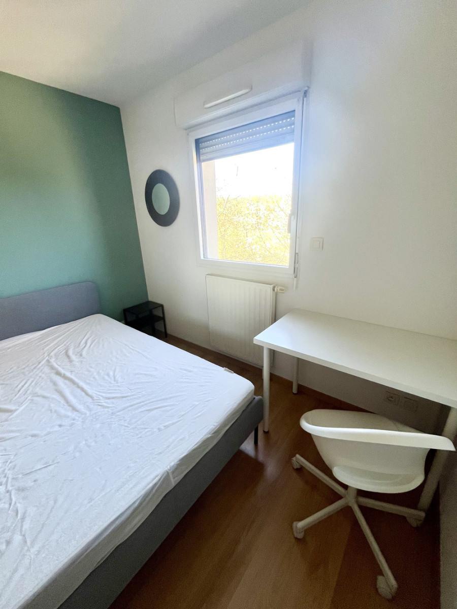 
                                                Colocation
                                                 4 chambres dont 1 avec sdb, Rennes Beauregard