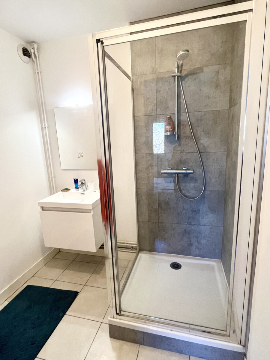 
                                                Colocation
                                                 4 chambres dont 1 avec sdb, Rennes Beauregard