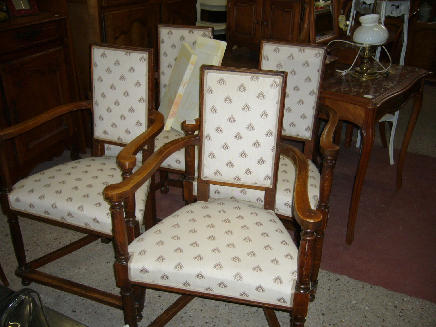 
                                                Meuble
                                                 4 fauteuils fin XIXème, promotion