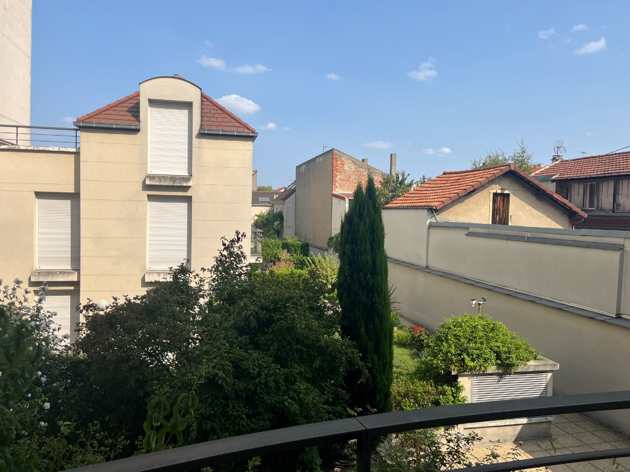 
                                                Location
                                                 4 pièces