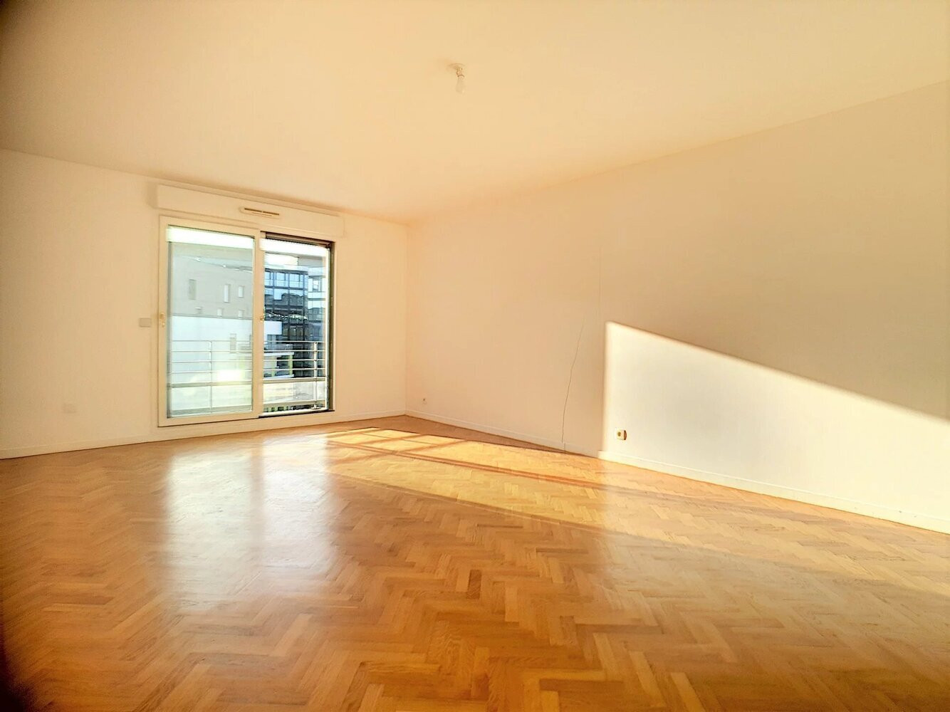
                                                Vente
                                                 4 pièces 90m² éco quartier quais de Seine