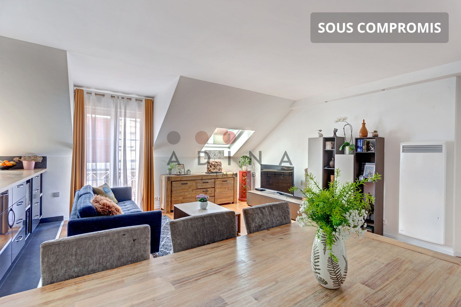 
                                                Vente
                                                 4 Pièces Dernier Etage –  Cœur de Ville – Le