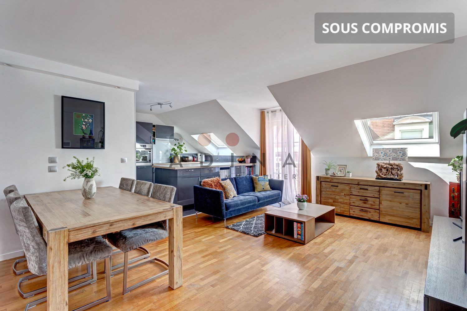 
                                                Vente
                                                 4 Pièces Dernier Etage –  Cœur de Ville – Le