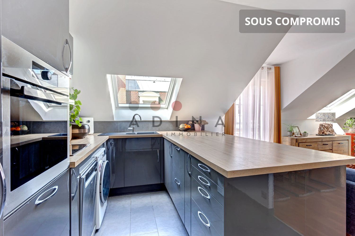 
                                                Vente
                                                 4 Pièces Dernier Etage –  Cœur de Ville – Le