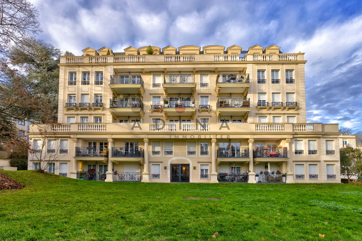 
                                                Vente
                                                 4 Pièces Familial avec Balcon plein Sud