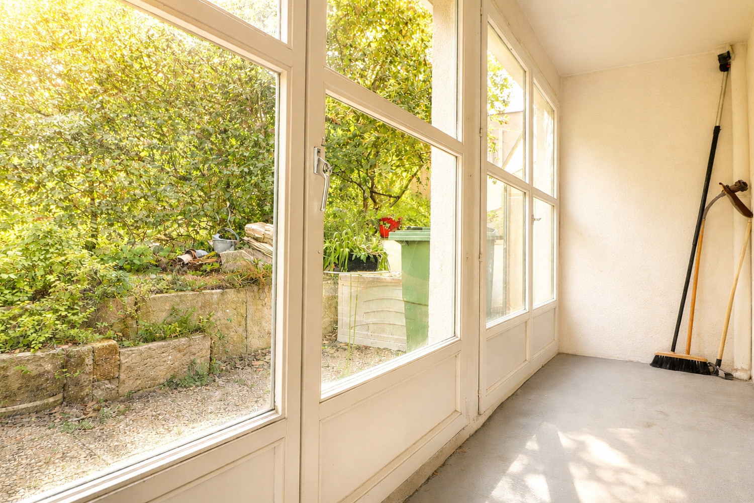 
                                                Vente
                                                 4 Pièces Lumineux de 82m² avec Jardin 120m²