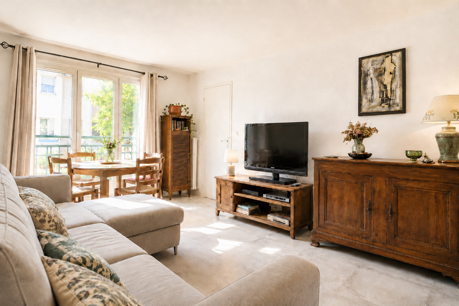 
                                                Vente
                                                 4 Pièces Lumineux de 82m² avec Jardin 120m²