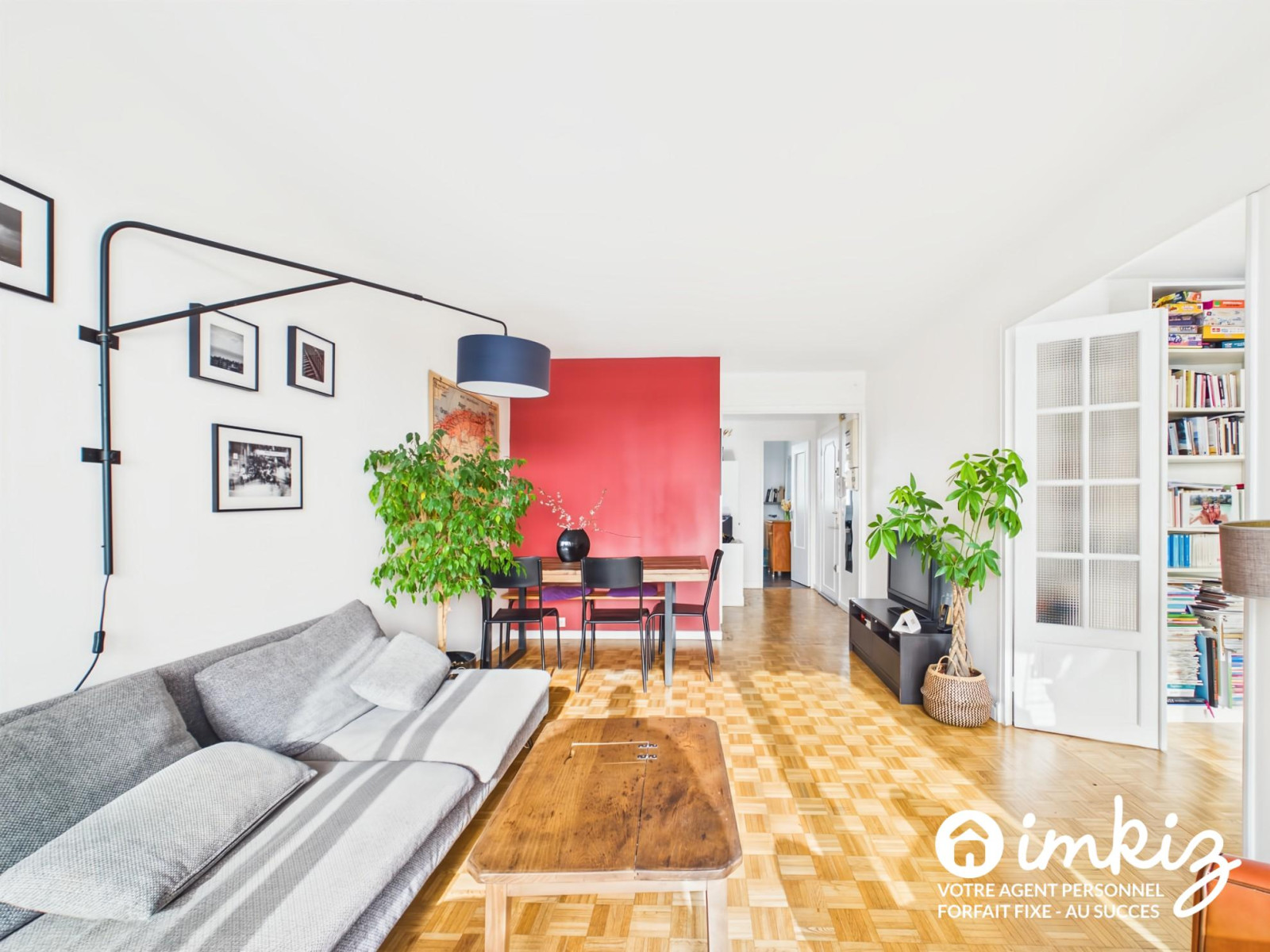 
                                                Vente
                                                 4 pièces lumineux en dernier étage