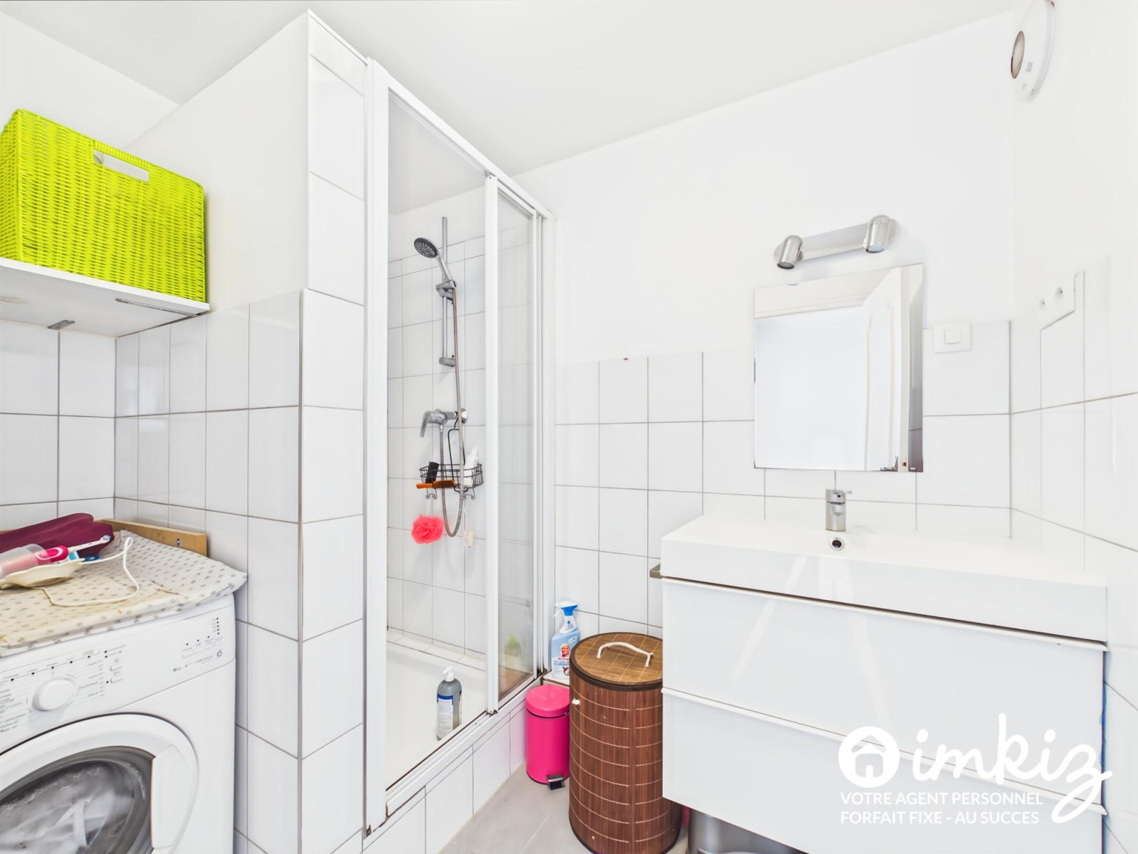 
                                                Vente
                                                 4 pièces lumineux en dernier étage