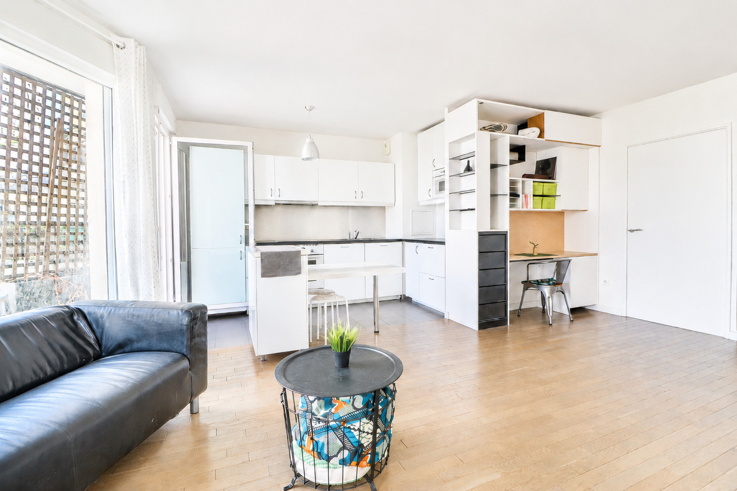 
                                                Vente
                                                 4 pièces lumineux, terrasse 11m2