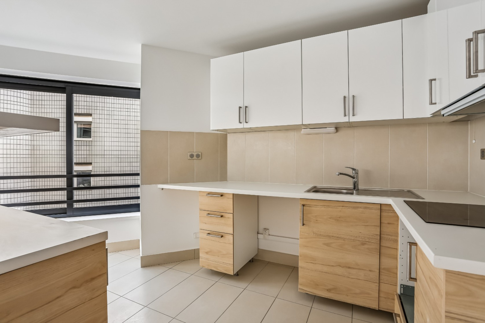 
                                                Vente
                                                 4 PIECES PARFAIT ETAT